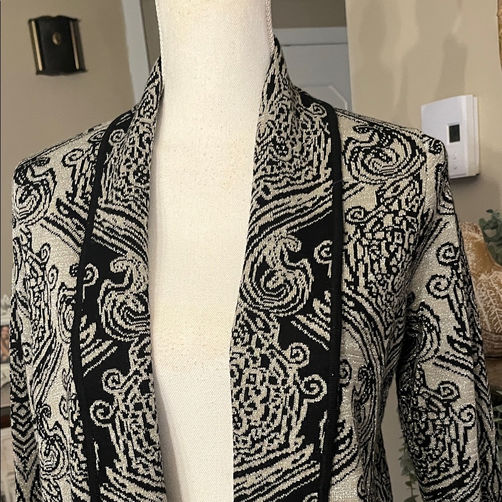 Chico’s Black And Silver Patterned Open Blazer - image 3